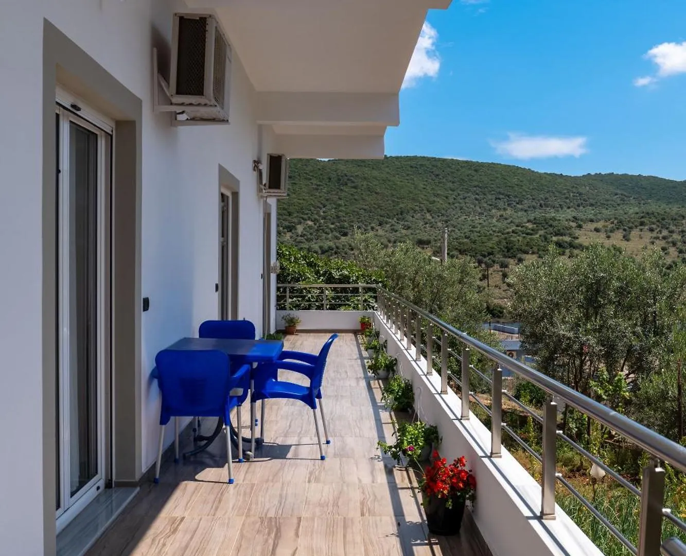 Shejla'S Apartments Ksamil Albania