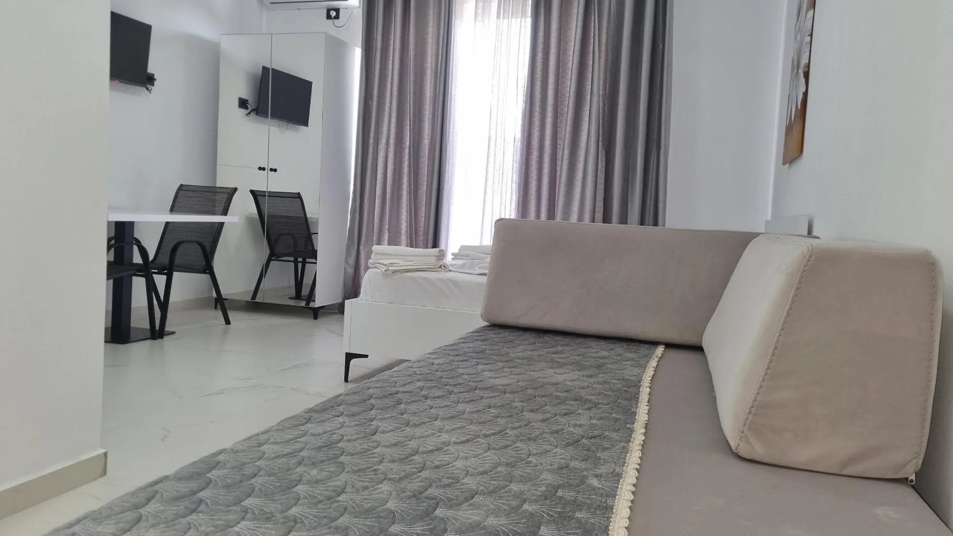 Shejla'S Apartments Ksamil