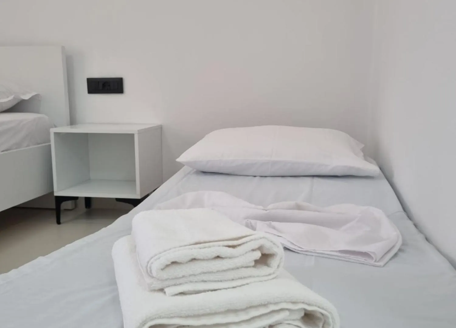 Shejla'S Apartments Ksamil Albania