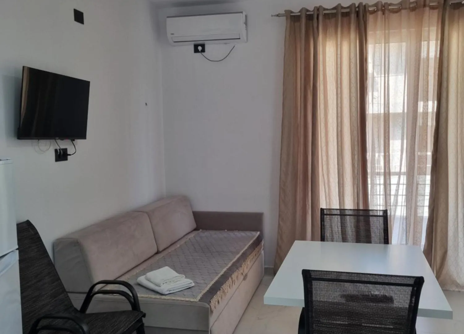 Shejla'S Apartments Ksamil Albania